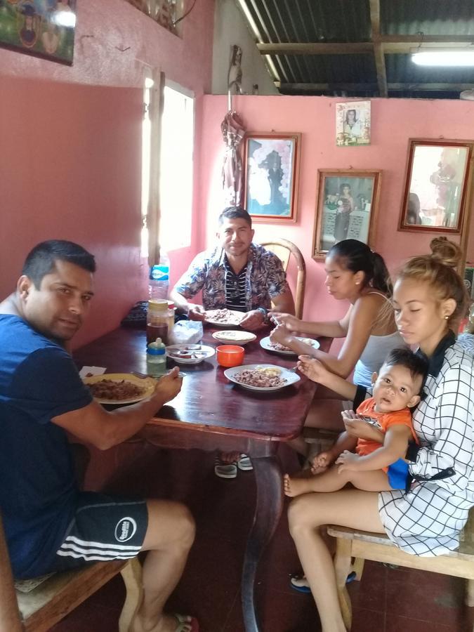 Guest House Nena Moyogalpa Bagian luar foto